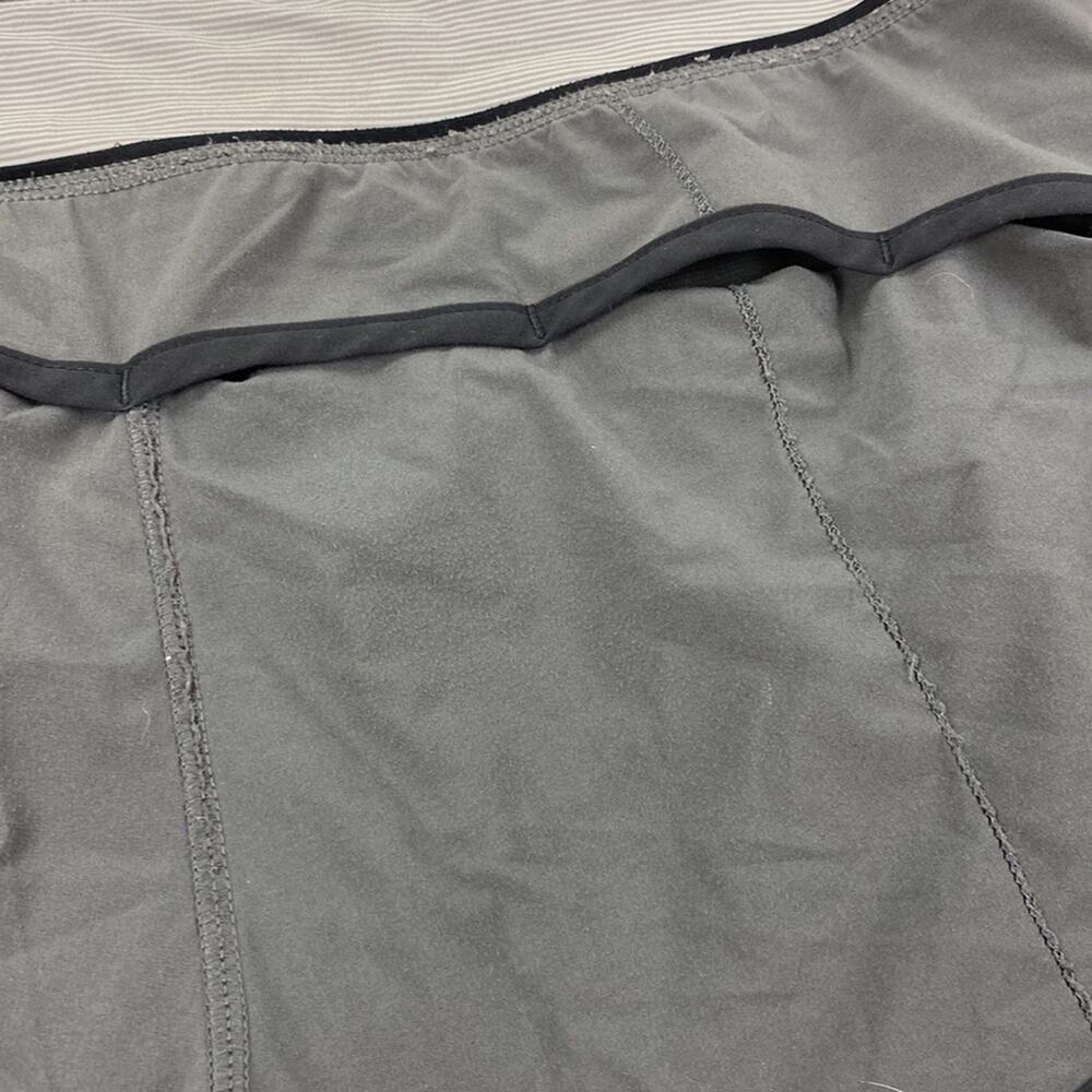 Lululemon Speed Shorts - Picture 4 of 7